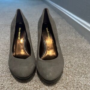 Enzo Brown Suede Pumps